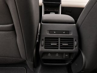 Land Rover Discovery Sport D200 DYNAMIC SE 2.0 150кВ