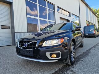 Volvo XC70 MOMENTUM CITY SAFETY AWD 4X4 2.4 R5 120kW