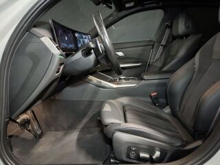 BMW 330 E M-Sportpakett PRO LCI 2.0 215kW
