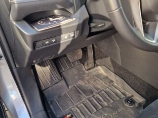 Toyota RAV4 Luxury Plus 2.5 131kW