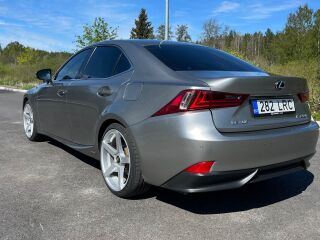 Lexus IS 300h F-Sport look 2.5 133kW