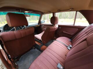 Mercedes-Benz 240 2.4 53kW