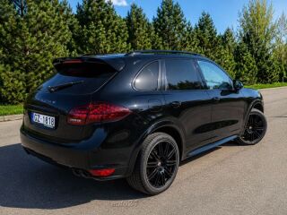 Porsche Cayenne Cayenne S GTS V8 4.2 V8
