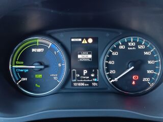 Mitsubishi Outlander Instyle 4WD 2.4 PHEV 165kW