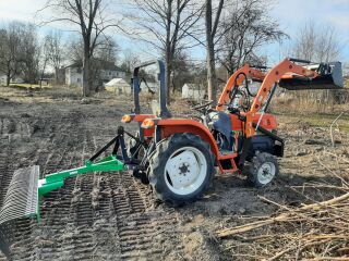 HitachiNX25 frontaallaadurKubota KL25