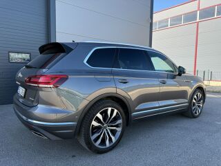 Volkswagen Touareg E-Hybrid Elegance 3.0 V6 280kW