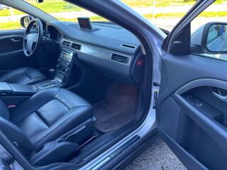 Volvo S80 Momentum 2.4 D5 120кВ