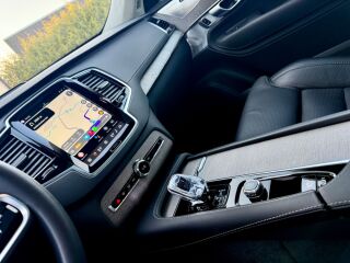 Volvo XC90 ULTIMATE BRIGHT 7 LUXURY XENIUM FULL 2.0 AWD B5 KERS Mild Hybrid 173kW
