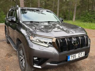 Toyota Land Cruiser Premium N1 2.8 R4 150кВ