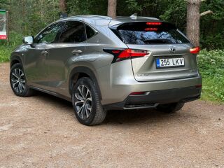 Lexus NX 300h F-Sport / Hybrid 2.5 114kW