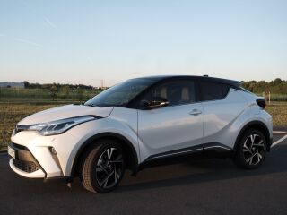 Toyota C-HR Style 1.8 72кВ