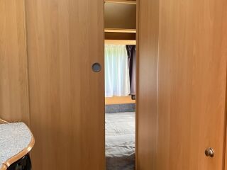 Dethleffs 430DB Camper