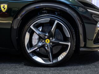 Ferrari Purosangue 6.5 V12 529kW