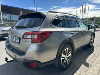 Subaru Outback Summit AWD 2.5 129кВ