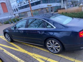 Audi A8 Long 4.2 V8 FSI 273kW
