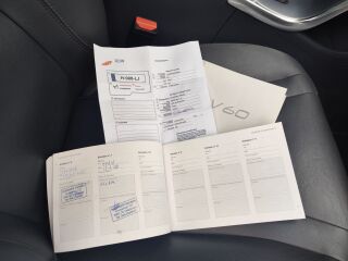Volvo V60 MOMENTUM 2.0 R4 D3 110kW