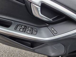 Volvo V60 2.4 162kW