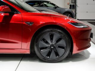 Tesla Model 3 Premium Long-range AWD 366kW
