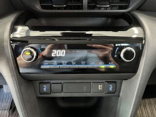 Toyota Yaris Cross Active 1.5 68кВ