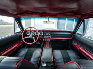 Dodge Charger 8.0 V8 450kW