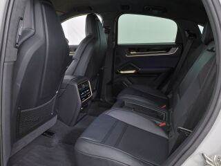 Porsche Cayenne E-Hybrid Turbo GT 4.0 V8 544kW