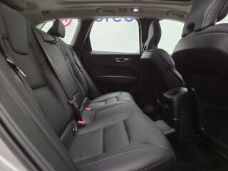 Volvo XC60 T6 Recharge Inscription Expression AT8 2.0 186кВ