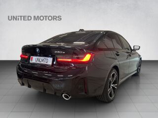 BMW 330 e xDrive M-Sportpakett 2.0 R4 215kW