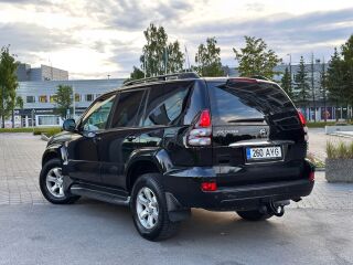 Toyota Land Cruiser Black 3.0 127kW