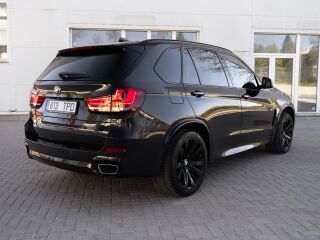 BMW X5 M-Sportpakett Xdrive 3.0 230кВ