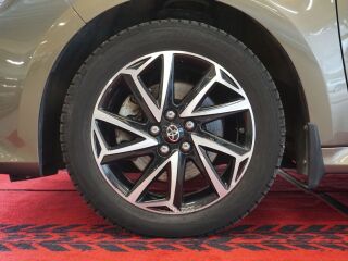 Toyota Yaris Active Plus Dynamic Pakett 1.5 68kW