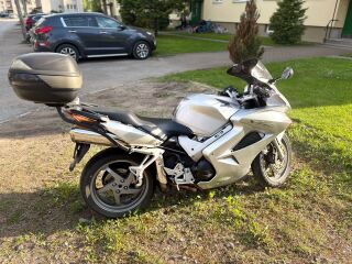 Honda VFR 800 V4 80kW