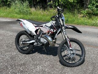 Rieju MR Racing 300 GASGAS R1 40kW