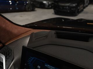 BMW XM 4.4 V8 480кВ
