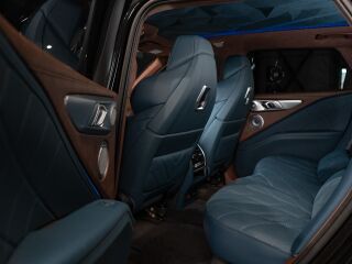 BMW XM 4.4 V8 480кВ
