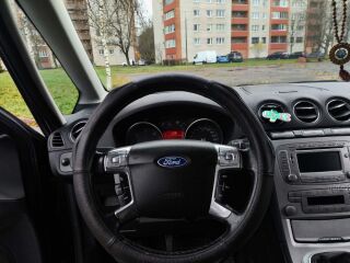 Ford Galaxy Ghia WA6 2.0 103kW