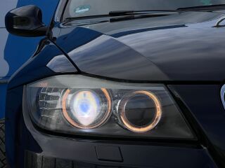 BMW 318 Facelift / Comfort & Connectivity Package 2.0 R4 105kW