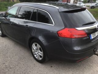 Opel Insignia EXCLUSIVE LUXURY ECOBOOST EDITION 2.0 96kW