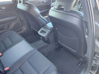 Volvo V60 Momentum 2.0 D3 110kW