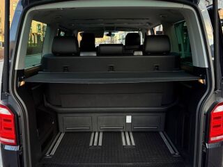 Volkswagen Multivan BlueMotion LUX 2.0 150кВ