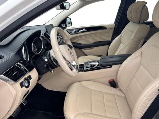 Mercedes-Benz GLE 43 AMG 4Matic Night pakett 3.0 270kW