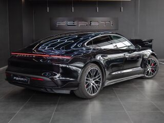 Porsche Taycan 4S Performance Battery Plus 420kW