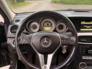 Mercedes-Benz C 200 2.1 100kW