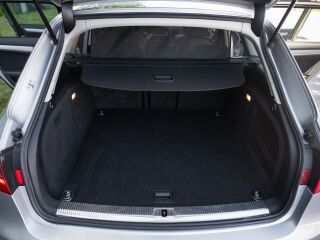 Audi A4 Avant Quattro Facelift 2.0 R4 TDI 140kW