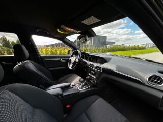 Mercedes-Benz C 180 2.1 88kW