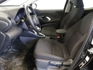 Toyota Yaris Active 68кВ