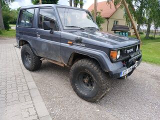 Toyota Land Cruiser 2.4 66kW