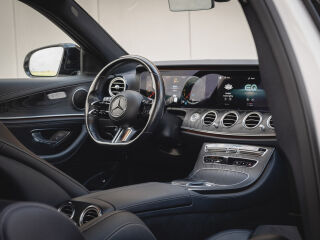 Mercedes-Benz E 300 AMG Night Package 2.0 143kW