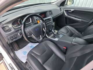 Volvo V60 Summum Ice White 2.0 D4 133kW