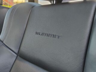 Jeep Grand Cherokee FACELIFT SUMMIT 3.0 V6 CRD 184kW