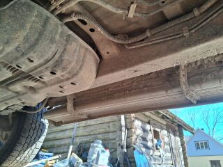 Toyota Hilux 2.5 106кВ